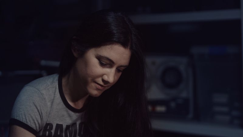 Isabel Marco lanza su nuevo single y videoclip «El Sabor de los Sábados»