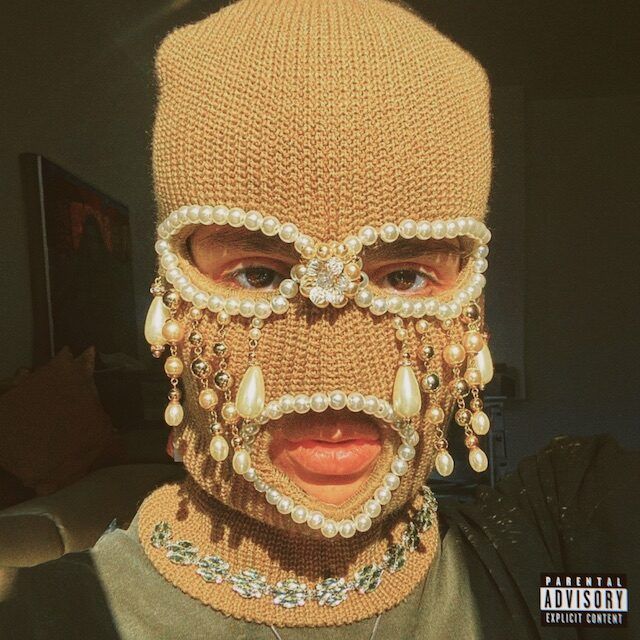 Descubre la música de Fitasha y su nuevo single «Famous»