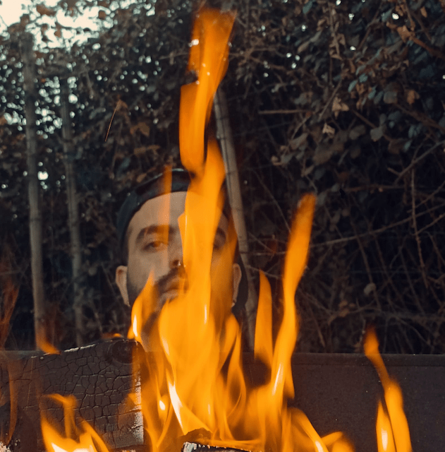 Nuevo single de Skinny Mayo «Fuego» ¡Dale caña!