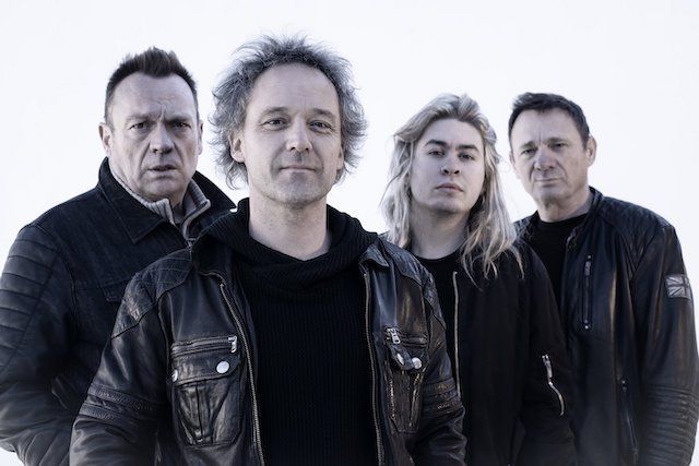 Lendakaris Muertos estrenan su nuevo álbum «Mucho asco (casi) todo»