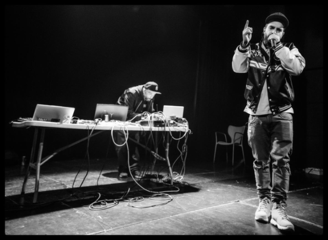 Skinny Mayo nos presenta su nueva canción «FOR REAL»