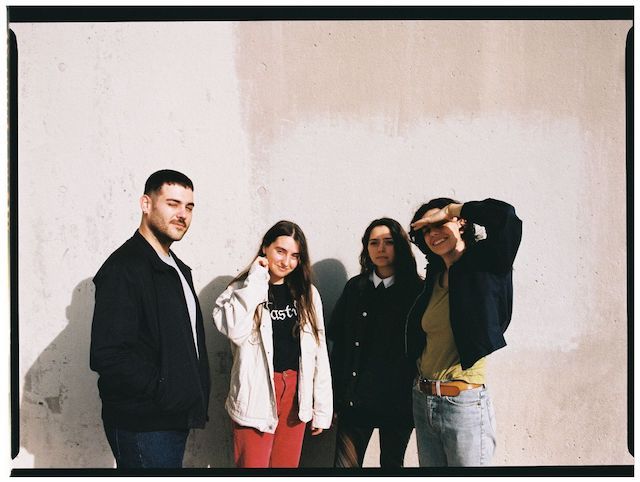 Mourn nos presentan sus dos nuevas canciones: “Alegre y jovial» y «Verdura y sentimientos”
