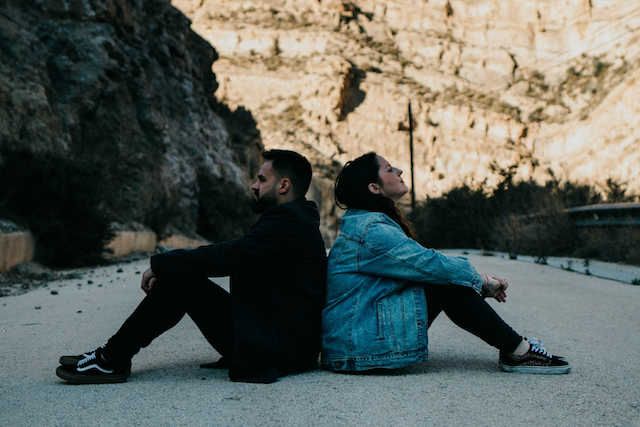 La Máquina de Turing lanzan su nuevo single y videoclip «Tormenta»
