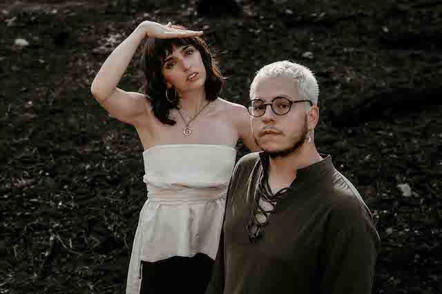 Merino publican «La Niña [2000]», primer adelanto de su nuevo disco «El Bosque»