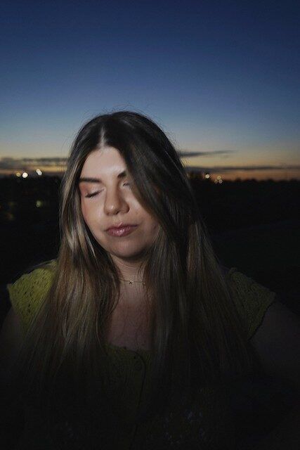 Laura Úbeda lanza su nueva canción ‘El Motivo’
