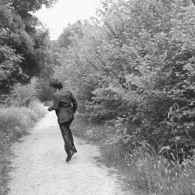 Teo Planell nos presenta su nuevo single y videoclip ‘Beatrice’