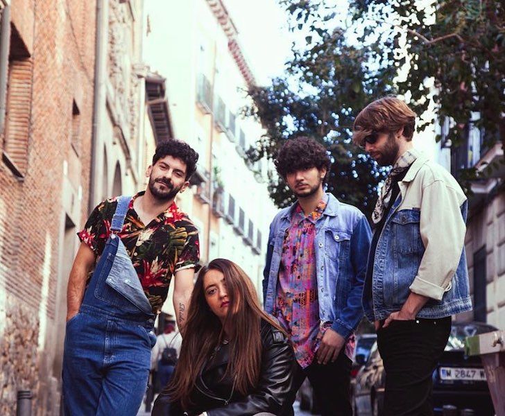 Valmara enciende la escena musical con «Quintaesencia» y su nuevo single ‘Kenzo’.