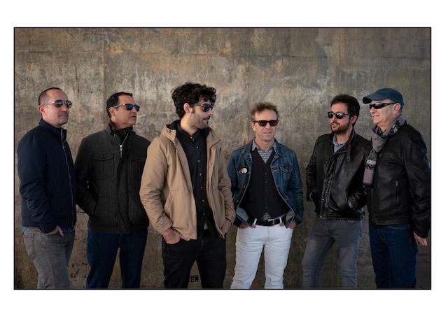 Descubre la música de Mae Minerva y su nuevo single «Lluvia de Asteroides»