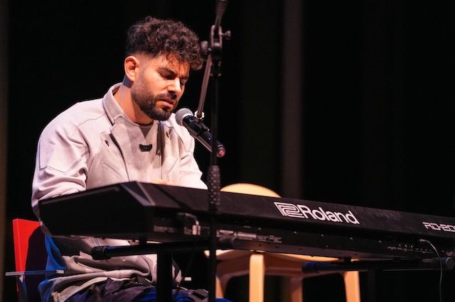 Alex Tyché estrena su nueva canción «Love’s Echo»