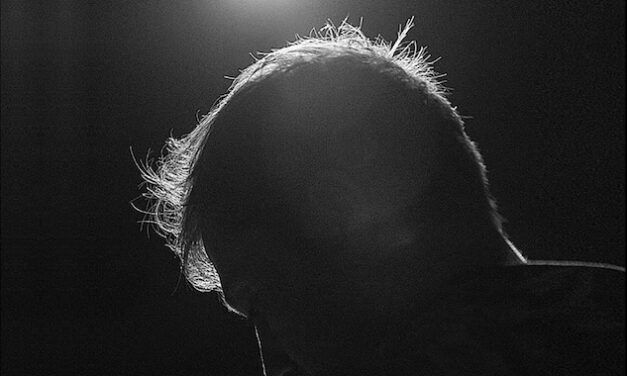 Disfruta del nuevo videoclip de Pablo Burgués ¿Dónde Se Esconde?.