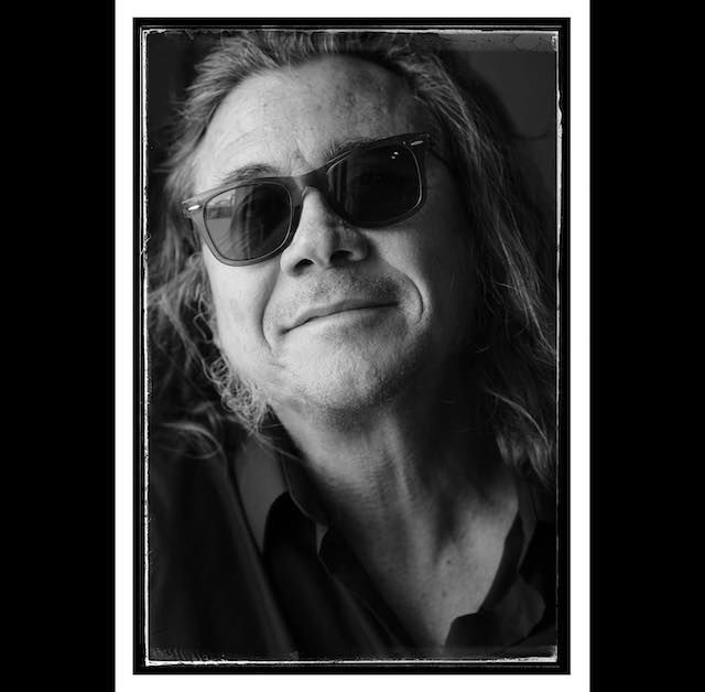 Nuevo single y videoclip de Julio Cable “Peces bajo el agua”