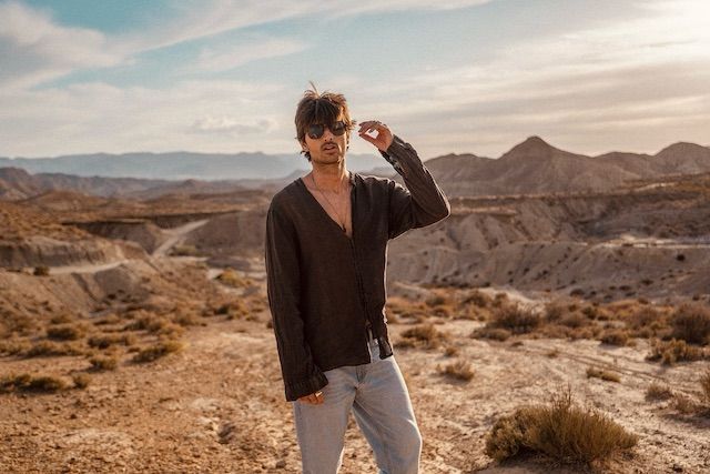 Descubre la música de Cris Gárez y su nuevo single «Muévete»