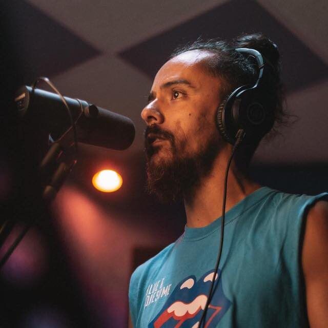 Yemi Rodriguez publica su primer disco «Introspectiva»