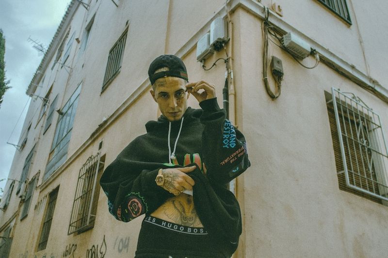 Denom publica su nuevo disco «Get Off The World – Pa’ Bailar Llorando»