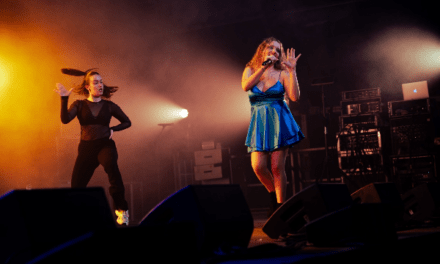 Amanda Ferr nos presenta «Perdiendo el control», tema incluido en su EP debut «Prefiero callar»