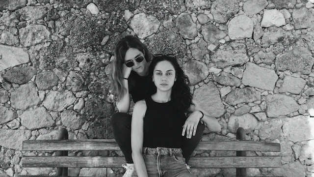 Descubre la música de Estela Gris y su nuevo single ‘Chica Seria’