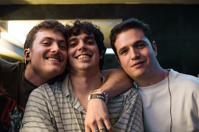 Karavana explotan con su nuevo single “Pastillas”