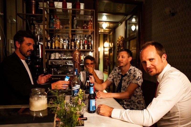 Back to the Hills estrenan videoclip del tema “Let’s Dance”