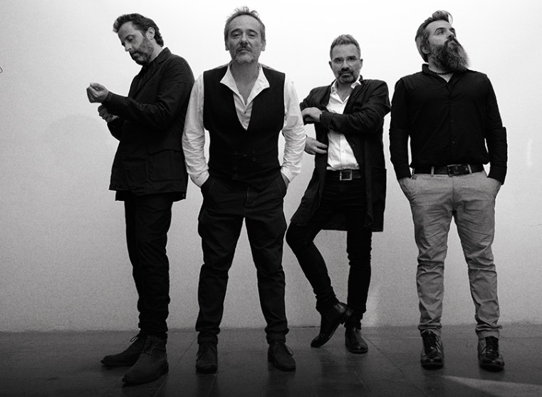 Love of Lesbian estrenan “Cosmos (Antisistema Solar)”, primer adelanto de su nuevo disco