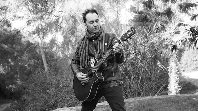 Verchili publica su nuevo single «Tierra Quemada»