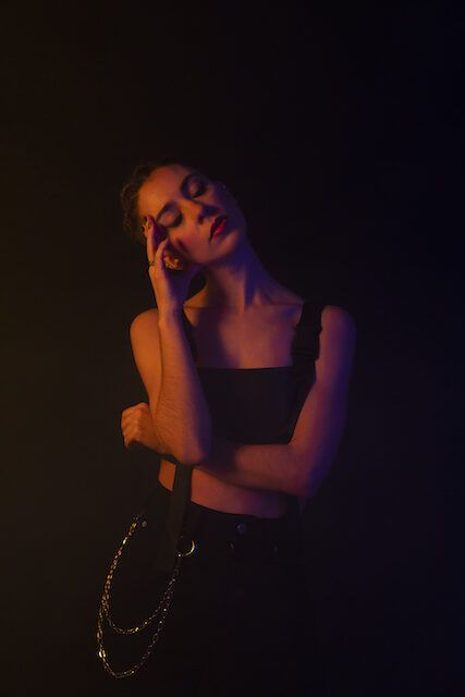 Descubre la música de Midori Viper, y su nuevo single «Suficiente»