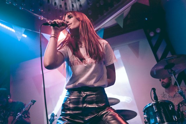 Elem nos presenta su nuevo álbum «Chica ejemplar»