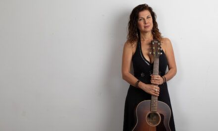 Elena Ley estrena su nuevo single «Vuela Alto»