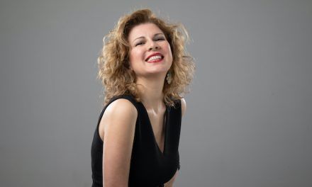 Elena Ley lanza su nuevo single y videoclip «Silvia»