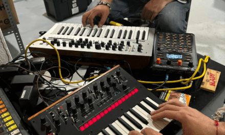 Disfruta de tres nuevas canciones de Amor imperdible: Palabras, Diablo y Tierra