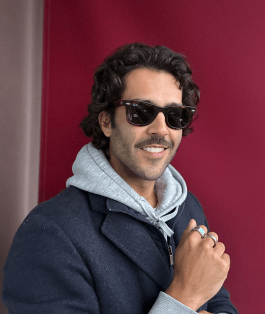 Lucas de Lecea estrena «DJ DJ», primer adelanto de su primer disco ‘Invito yo’