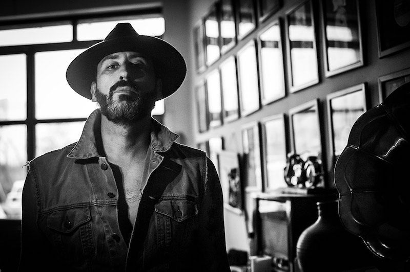 Indio lanza su nuevo EP “Automonstruoso”