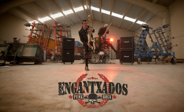 Engantxados estrenan su nuevo videoclip «Sin dirección»