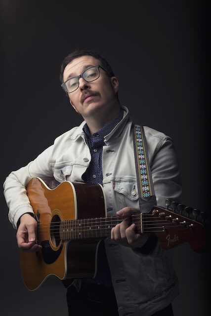 Descubre la música de Javier Caramés y su nuevo single «Refugio»