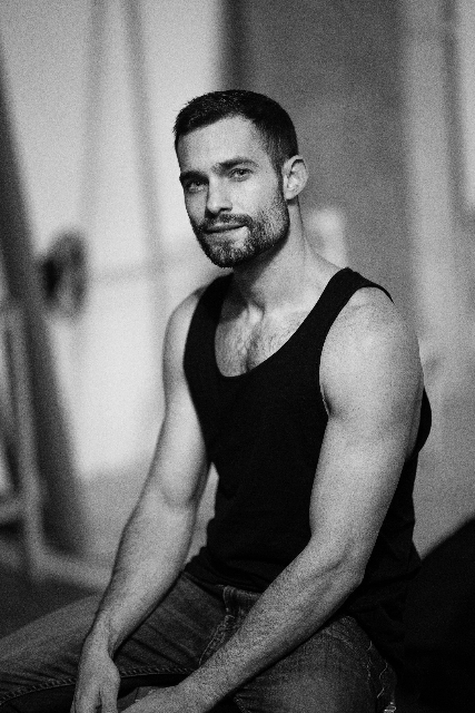 Javier Santhai nos presenta su videoclip del tema «El Veleta»