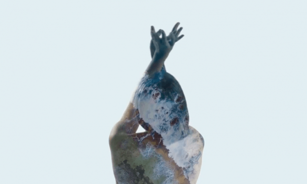 Larah Fémina estrena «Descansa en paz», el primer adelanto en forma de videoclip de su nuevo disco «Desenfoque»