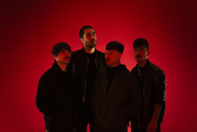 Los Flamingos lanzan «1000 Vueltas», nuevo adelanto de su nuevo disco