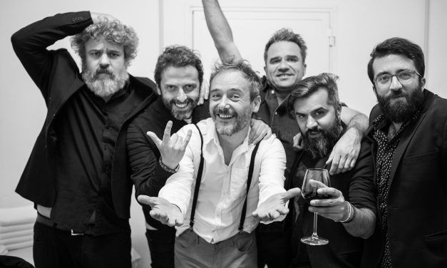 Love of Lesbian nos avanza su proximo disco en directo y DVD del «El Gran Truco Final»