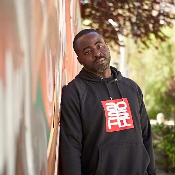 Entrevista al cantante y compositor de rap/hip-hop Aoshi