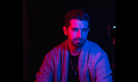 Diego Mar publica su álbum debut “Salto al Vacío”