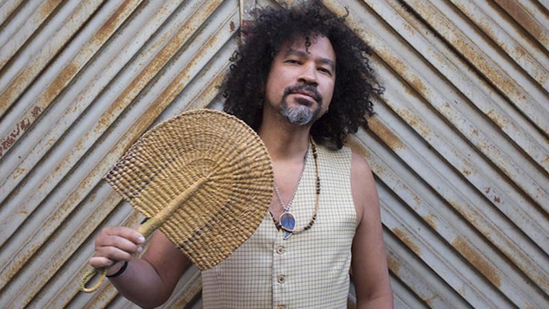 Raymores estrena su nuevo disco «Pluriversos”