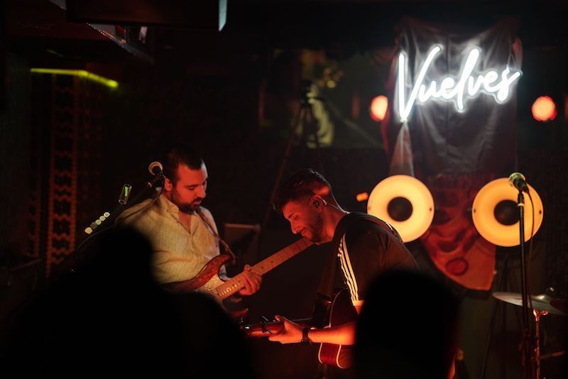 Reseña del nuevo disco de Miguel Junco “Vuelves”