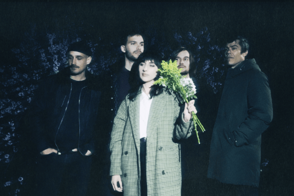 Bonaerense lanza «Plaza Moscú», tercer adelanto de su EP debut