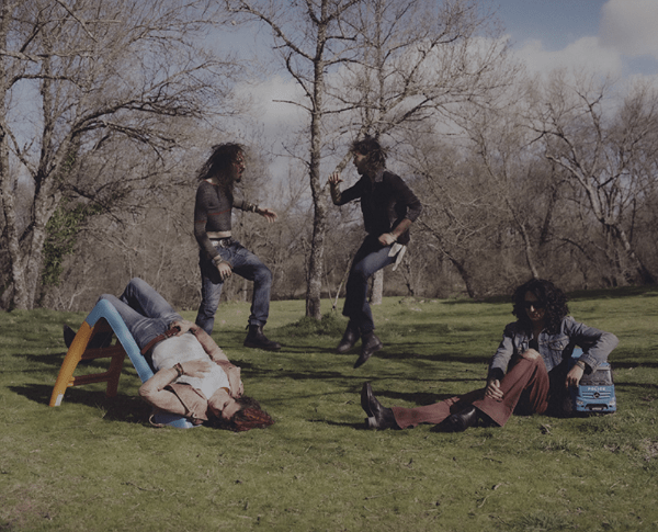 Ultraligera golpean con “Tu Problema”: crudeza, hard rock y ansiedad generacional