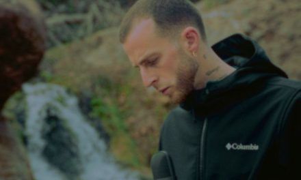 Rodri Jiménez estrena su nuevo single y videoclip «Agua Salada»