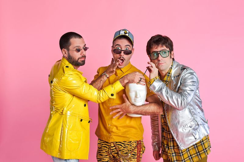 Ya está aquí «Luces de neón», segundo adelanto del nuevo disco de Varry Brava