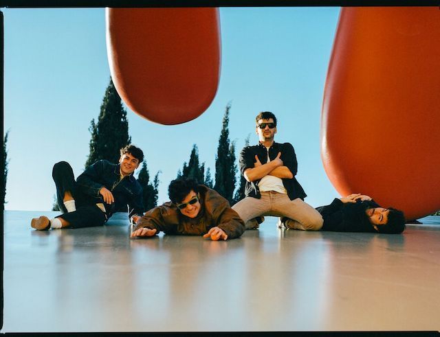 Ya disponible ‘Tatuajes/Cicatrices’, nuevo single de Vecinos