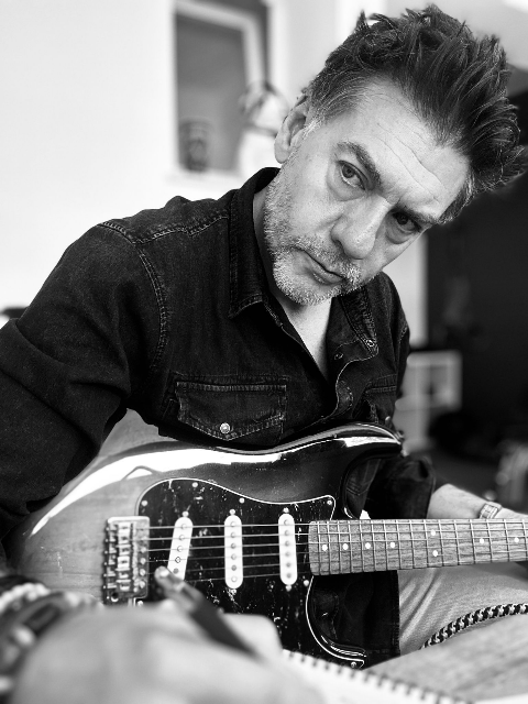Issak publica «Mi Suerte», tercer single de su próximo EP