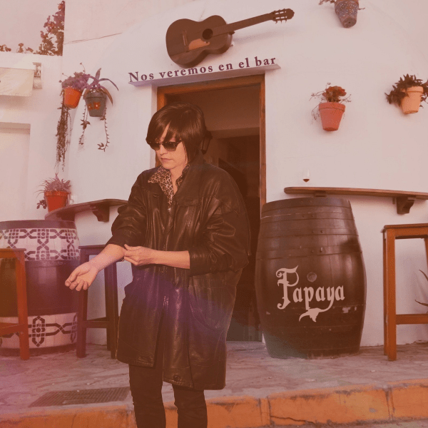 Papaya lanza su nueva canción «Nos veremos en el bar»