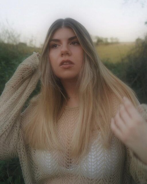 Descubre la música de Laura Úbeda y su nuevo single «El Final»