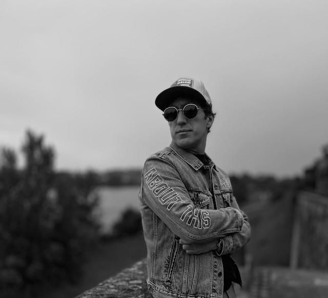 Juan Castro presenta su nuevo single «El Final»